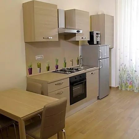 Bed & Breakfast Flower's House Naples