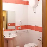 Flower's House Bed & Breakfast 4*