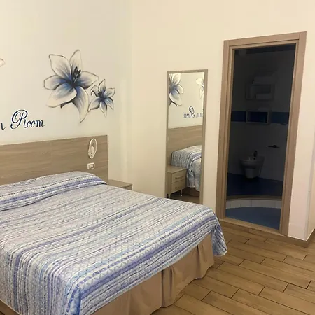 Flower's House 4*